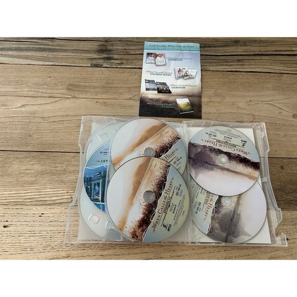 When Calls the Heart: Complete Season 5 Collectors Edition DVD - Picture 6 of 7